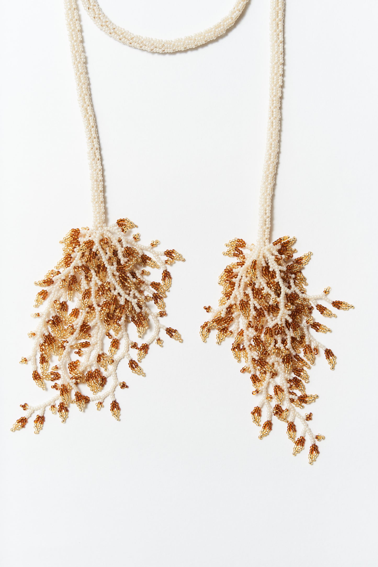 White Raíces Necklace